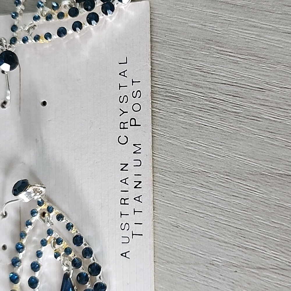 NWT Vintage Charlestone Earrings - Picture 3 of 5